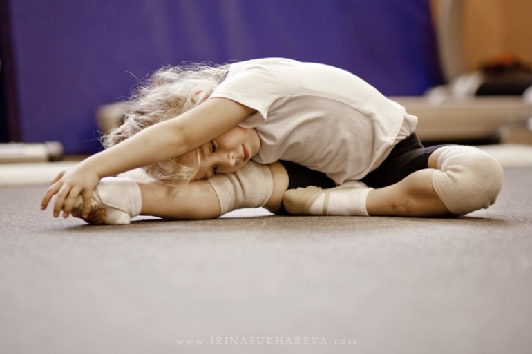 Тренировка по художественной гимнастике. Часть 1.