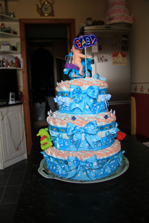 первый опыт =)))Тортики из памперсов