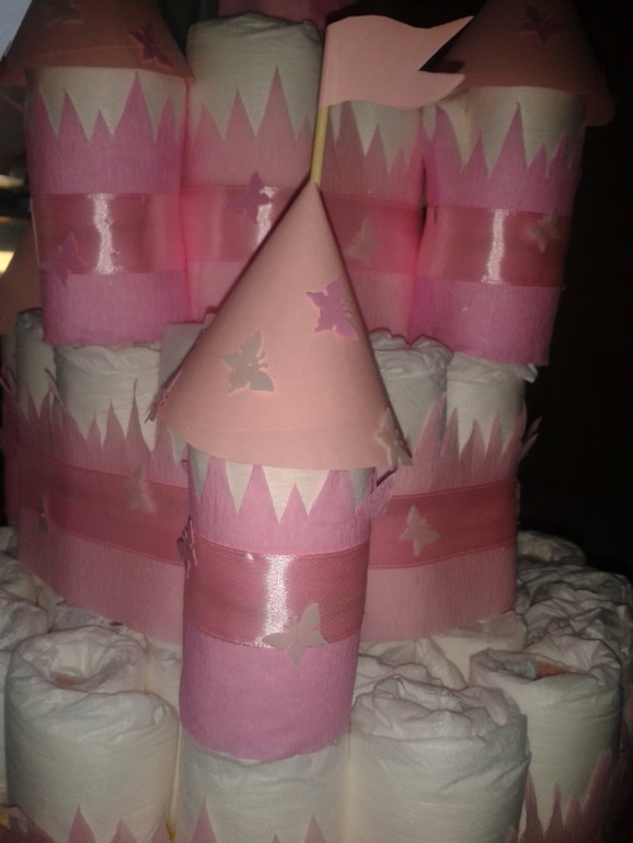 Продаю ЗАМОК ИЗ ПАМПЕРСОВ.