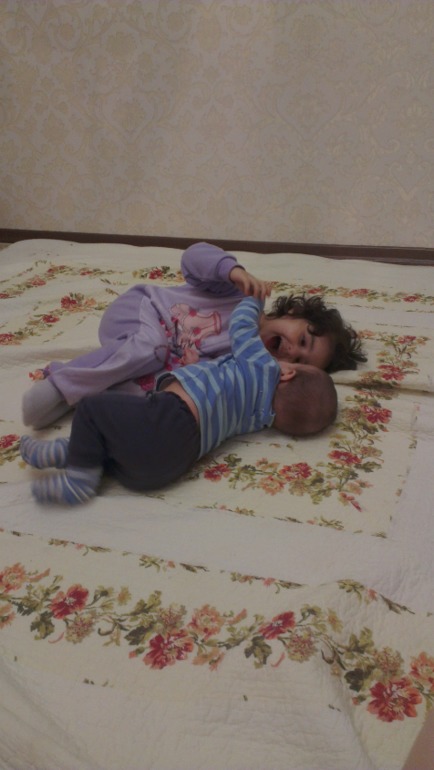 отчетик..нам 5 месяцев(27.10.2013)наши умелки фото и видео!