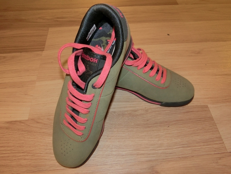 Кроссовки Reebok 37,5-38 размер