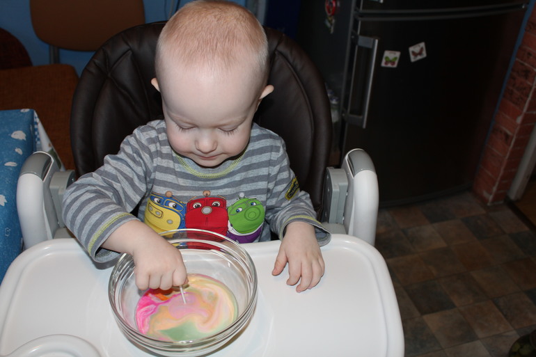 Вот и пошли мы по дороге с музыкой.