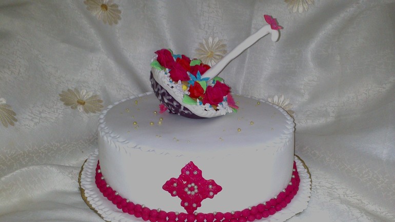 три тортика