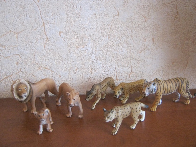 Фигурки Schleich