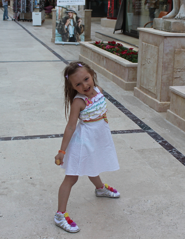 Наша Лизавета на отдыхе в Турции