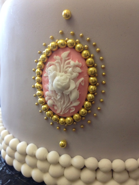 Нежно-сиреневый тортик 2.3 кг.