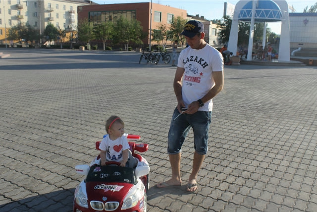 Наш маленький жабенок))) Сезон открыт)