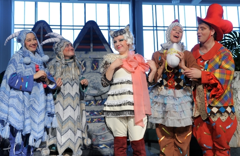 Пристрою два билета в детский музыкальный театр Н.И Сац