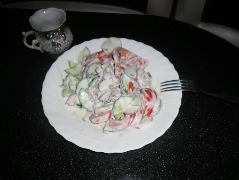 Лёгкий салат с вешенками