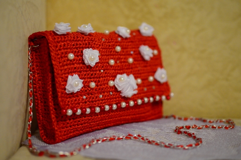 Мои первые сумочки крючком из атласных лент)))