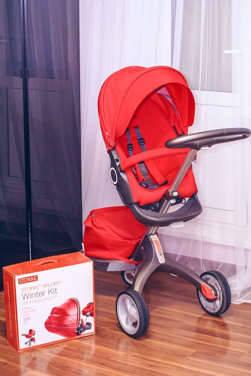 Продаю коляску Stokke XPLORY (2012 года) 2 в 1, в хор.сост., цена 35000 р