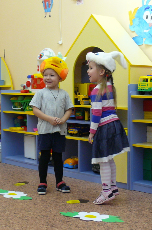 Первая роль!