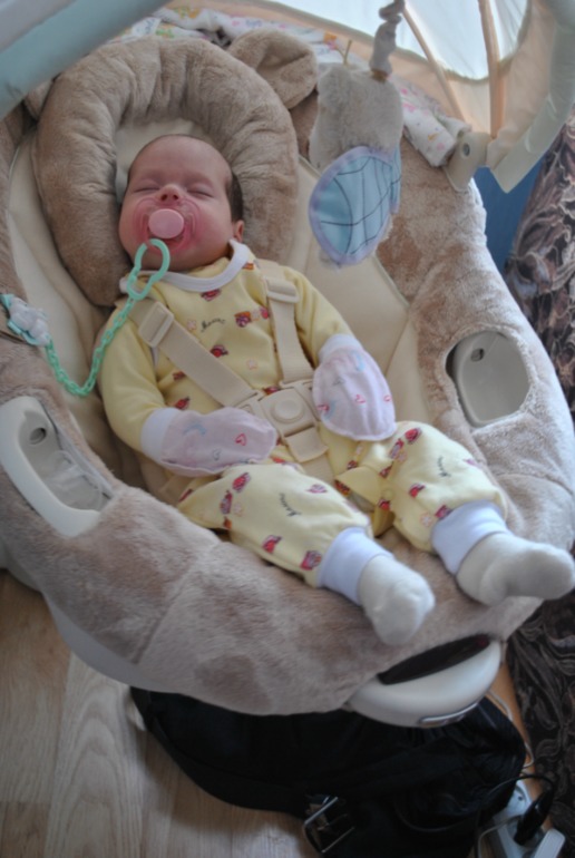 Нам 1 месяц))))))))))))))))))))))))))))))))))))))