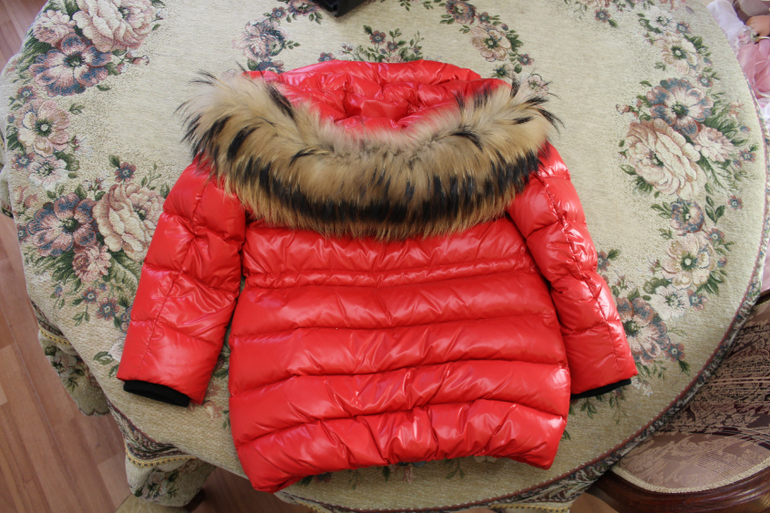 Шикарная парка Moncler (оригинал), д/девочки, на 6 лет, Москва, Кунцево