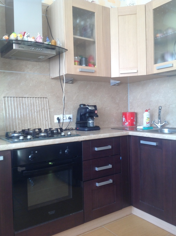 Продаю 4-х к. квартиру в ЖК