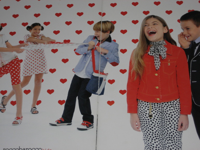 ROCCOBAROCCO KIDS, суперский костюмчик на 116-126,5000.