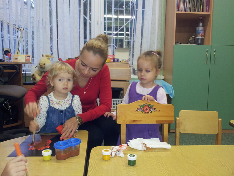 Люба в саду