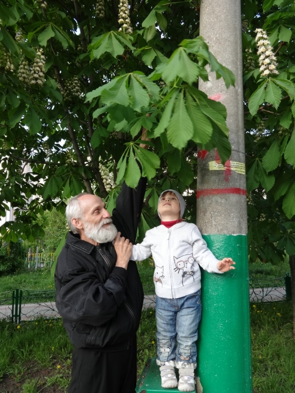 Каков он - священнослужитель в миру?