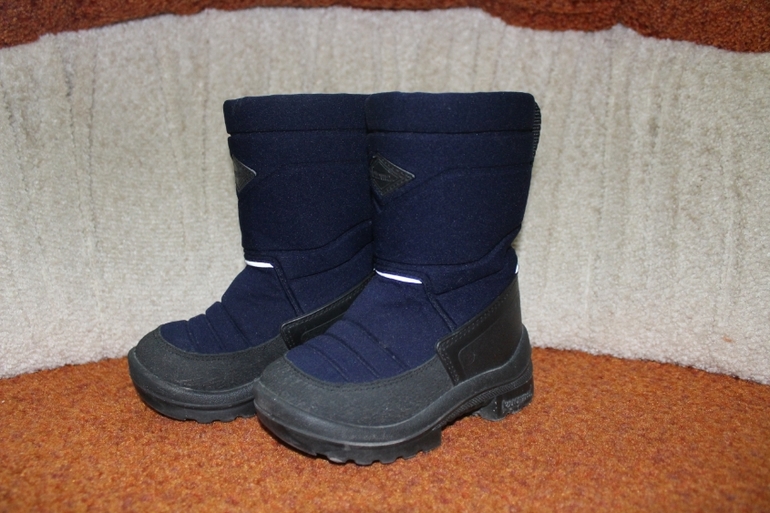 Зимний костюм Gusti на 3 года...