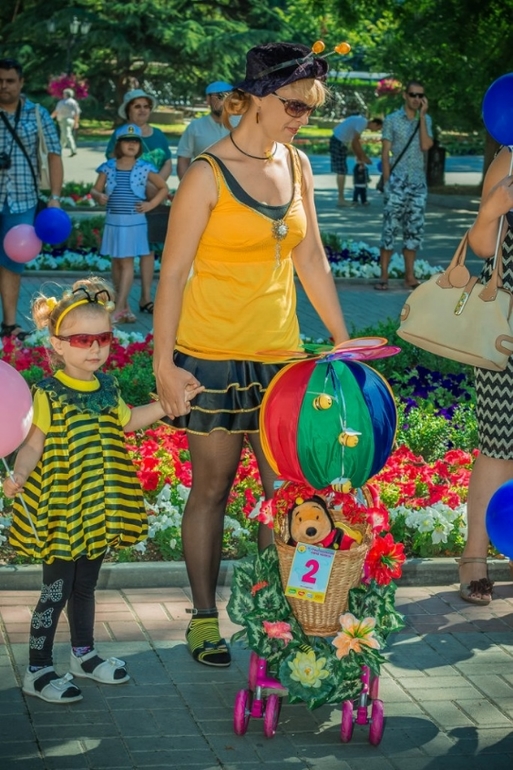 Наша победа в Четвертом Севастопольском параде колясок (много фото+опрос)