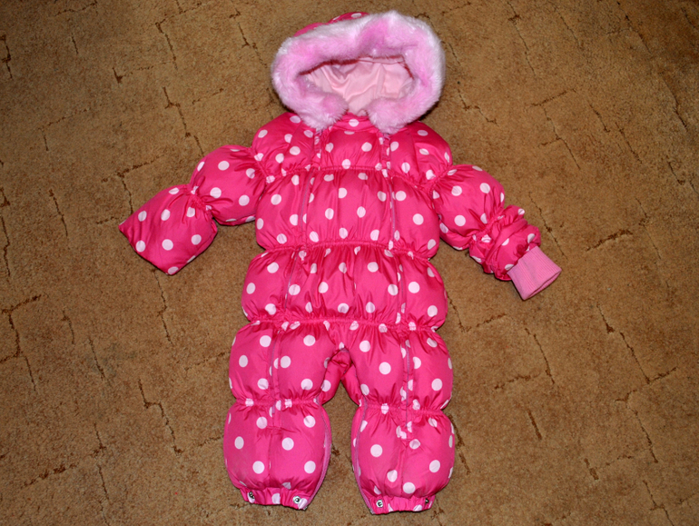 Продаю комбинезон зимний