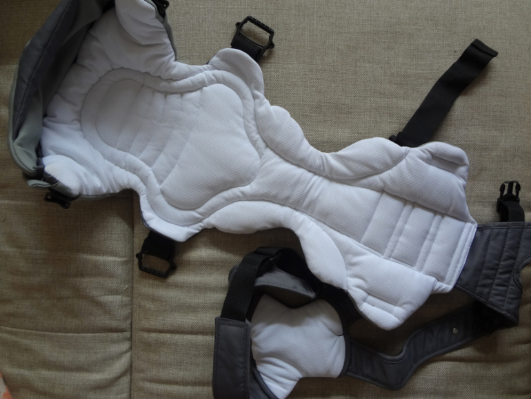 Продам рюкзак - переноску Chicco