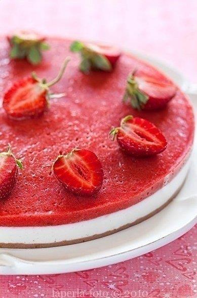 Йогуртовый тортик (испечь на Полин ДР)