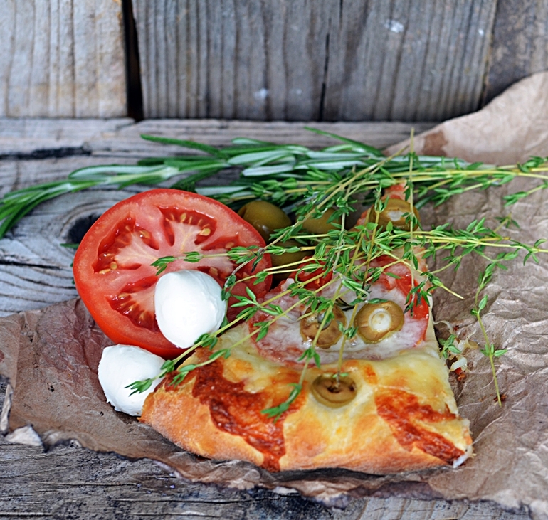 Пицца "Маргарита"...