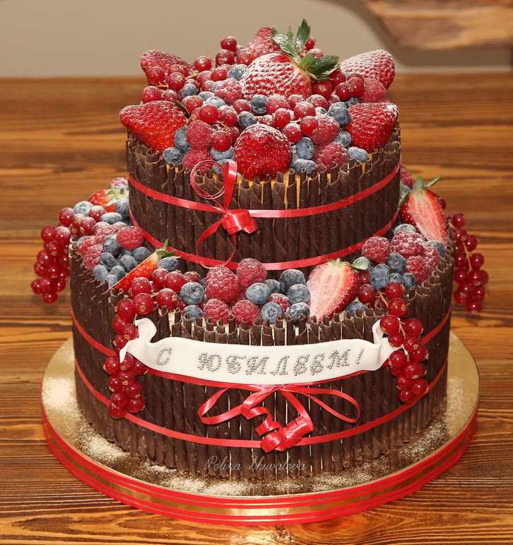 Торт на заказ оренбург. Праздничный торт. Тортик с днем рождения. Самые красивые торты на день рождения. Тематические торты на день рождения.