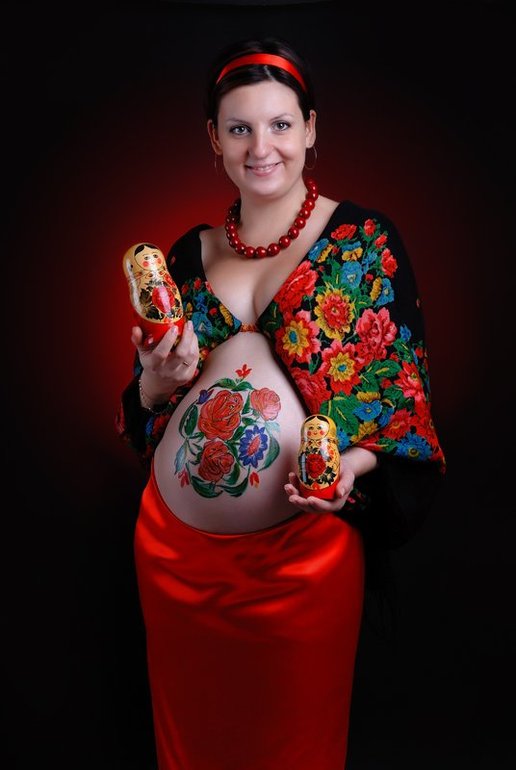 Боди-арт беременных.