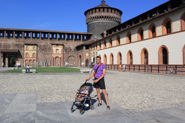 Летний европейский трип 2013 с годовасиком. Часть 8. Милан и как мы не попали в Цюрих