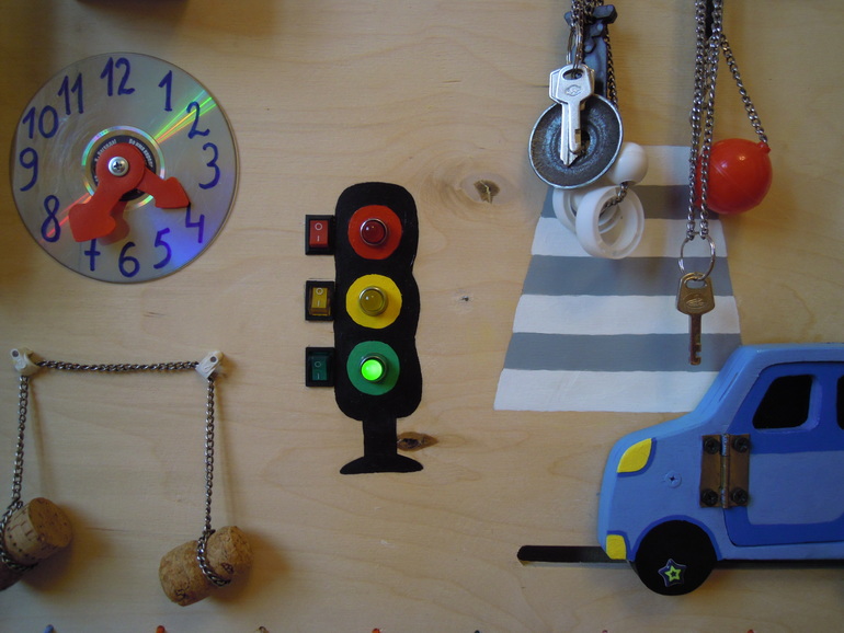 Развивающий пульт.