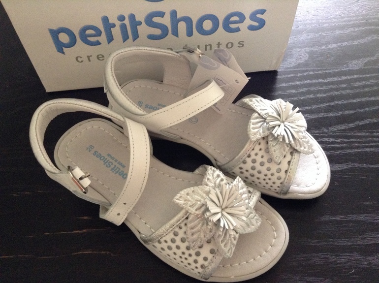 PABLOSKY . Agata . Petit shoes. 19,20,21,28 размеры . Очень легкая , мягкая и удобная обувь для детской ножки .