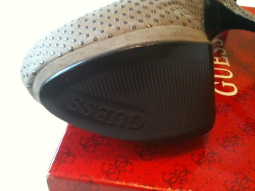 Новые туфли guess р.38_3000р.