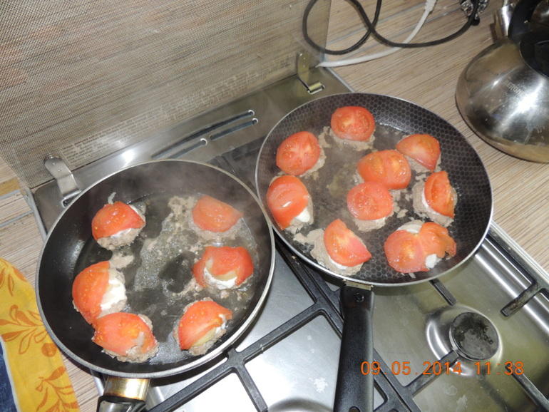 Мясные медальоны деткам!
