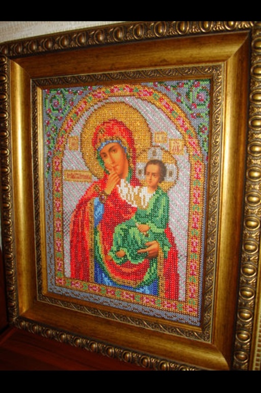 А вот моя коллекция вышитых икон.