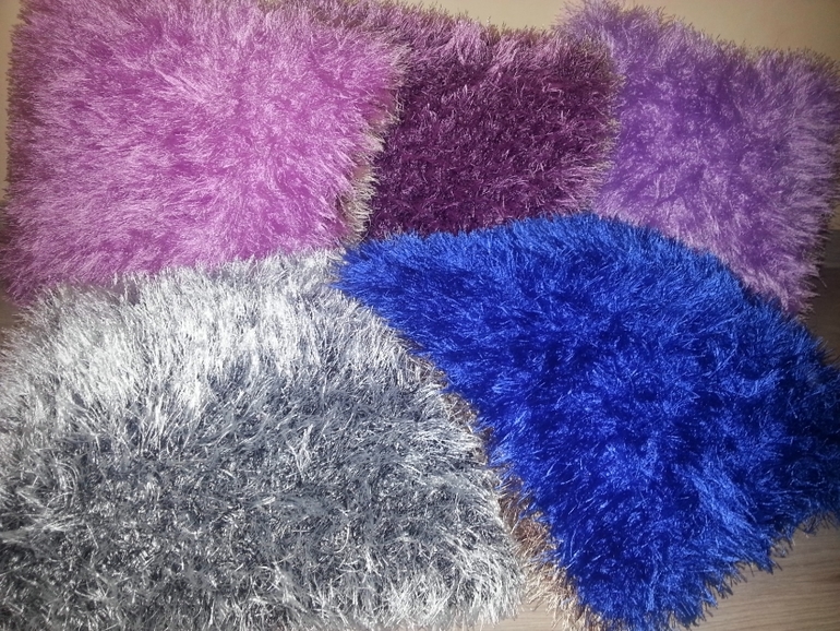 Подушки-меховушки, учителям,подружкам!!!