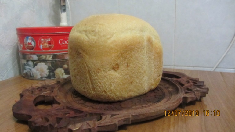 хлебопечка.