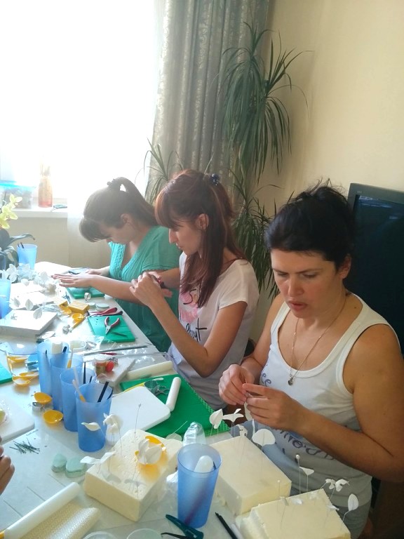 Отчет, о прошедшем курсе по сахарной флористике от  Виктории Кулбжевой