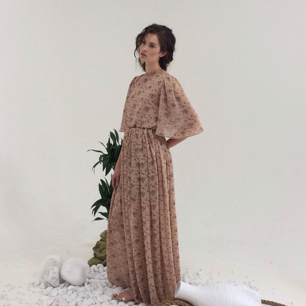 Платье в наличии, размеры - XS, S, M. Цена - 5000 руб.