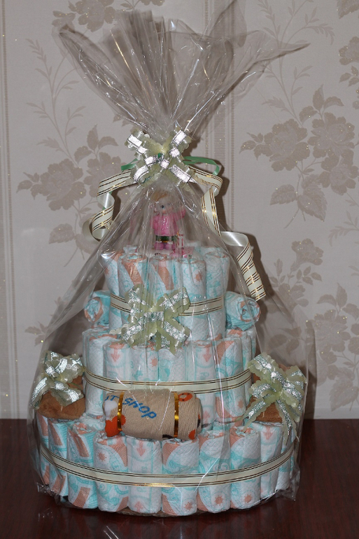 Тортики и фигуры из памперсов