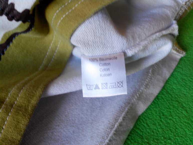 Ветровка из Франции и кофта с капюшоном Qwelle на мальчика б/у