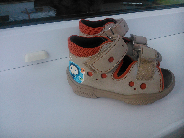 Обувь для мальчика и девочки от 6 мес до 21 р-ра))) Зимние сапоги 22 р-р. от 100 руб.