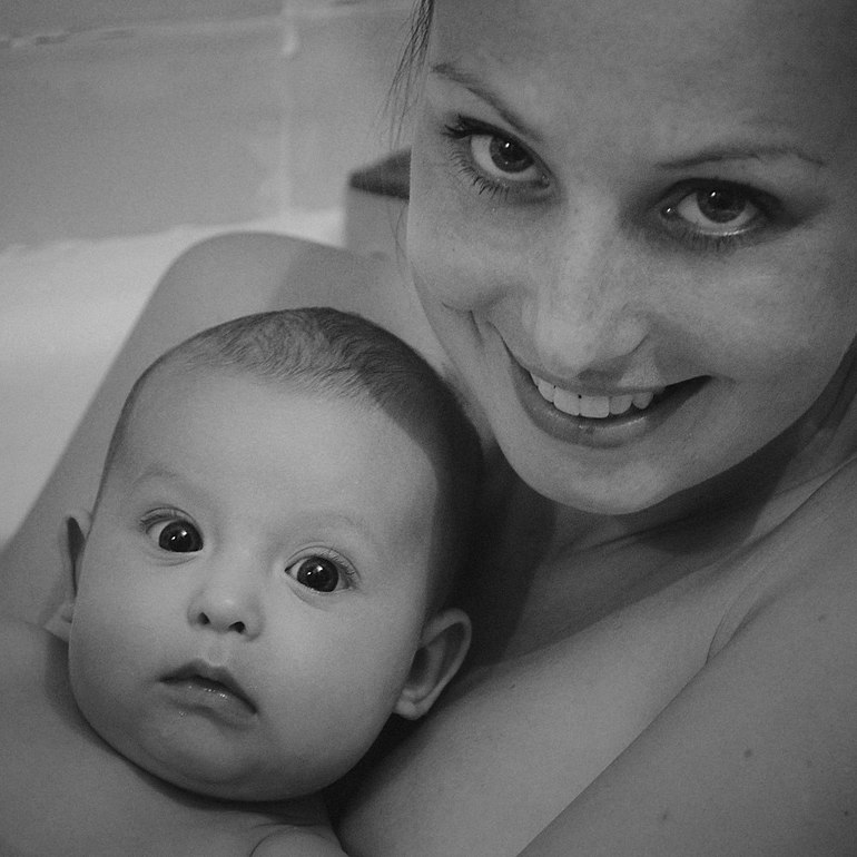 Купание Миласьки:-)