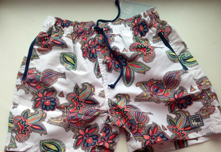 Пляжные шорты. Размер 8. Цена 1500 руб