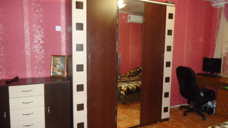 Сдам 2-х комнатную квартиру в Алуште!Часть 2)))