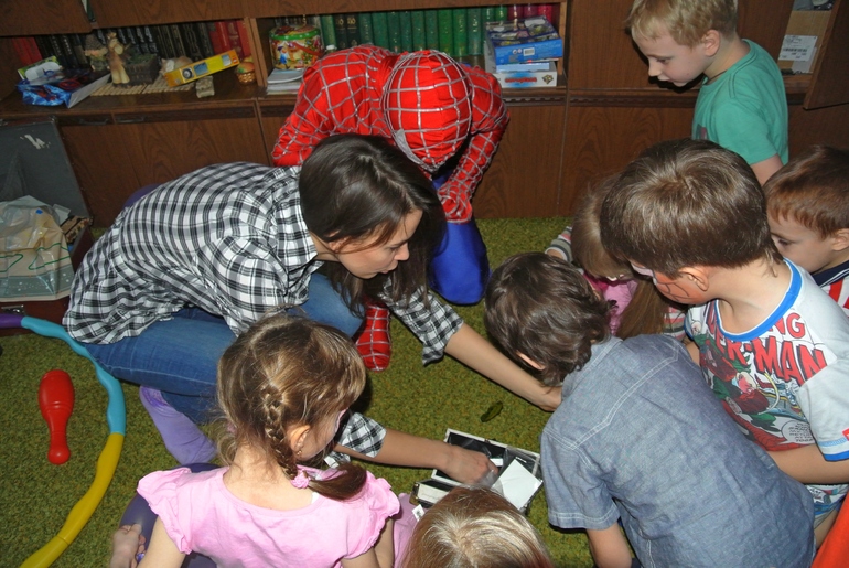 А у нас в квартире... Человек-паук!