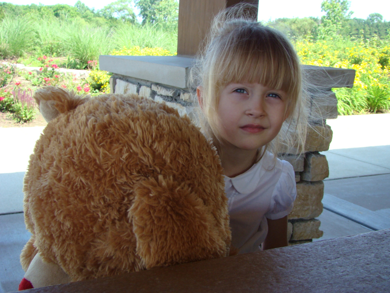 Забава и медведь.