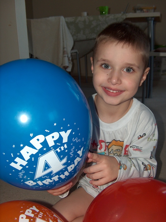 Сынульке Рону 4 годика!!!