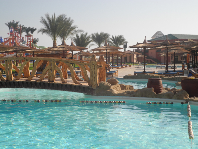 Beach Albatros Garden